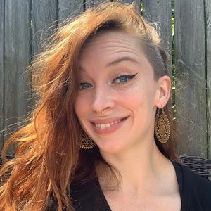 Meet your Posher, Beth anne